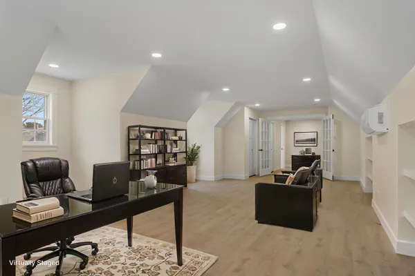 $929,000 | 29 Pleasant Street, Newcastle, ME 04553