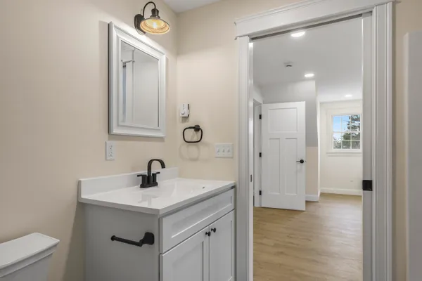 $929,000 | 29 Pleasant Street, Newcastle, ME 04553