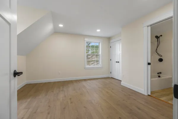 $929,000 | 29 Pleasant Street, Newcastle, ME 04553