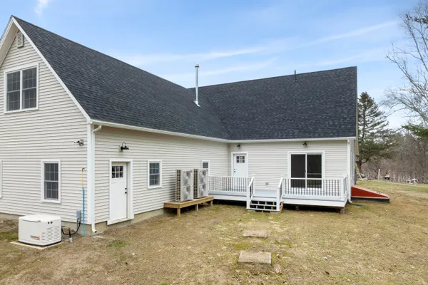 $929,000 | 29 Pleasant Street, Newcastle, ME 04553