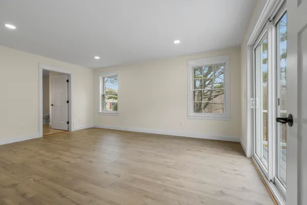 $929,000 | 29 Pleasant Street, Newcastle, ME 04553