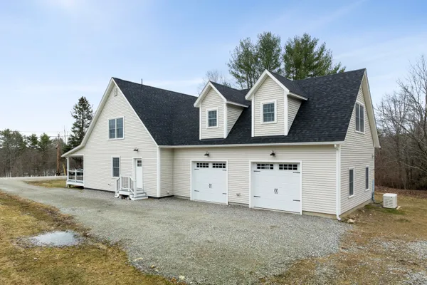 $929,000 | 29 Pleasant Street, Newcastle, ME 04553