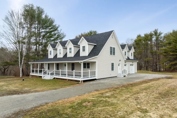 $929,000 | 29 Pleasant Street, Newcastle, ME 04553