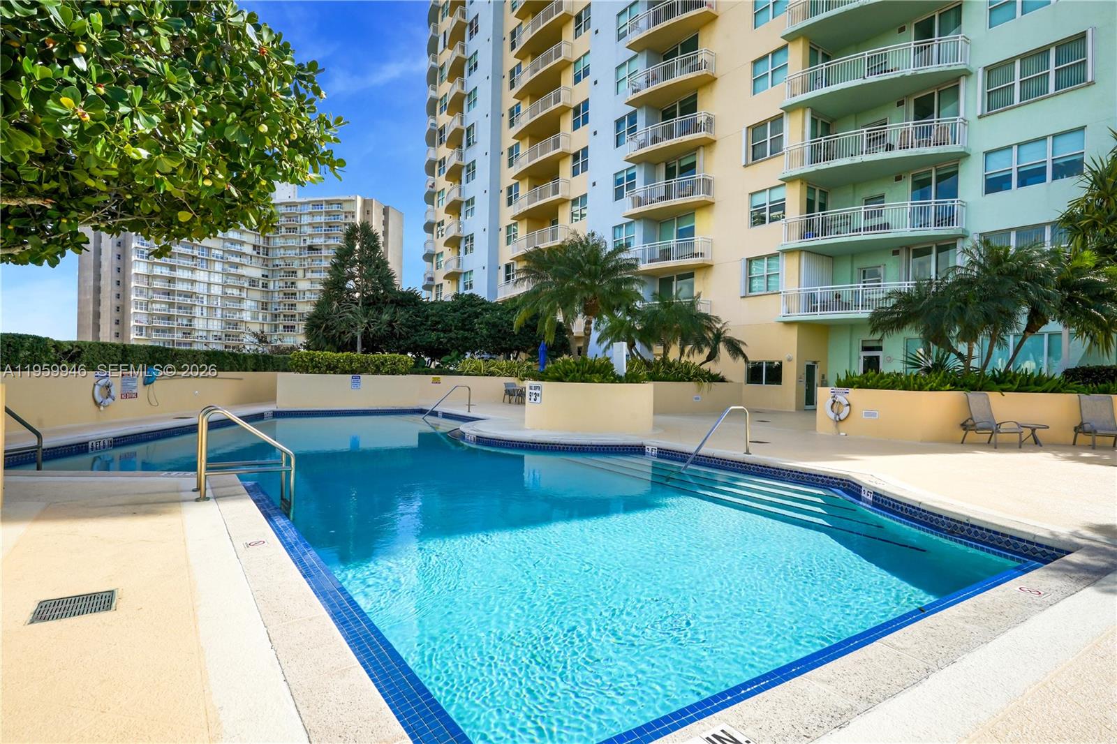 2475 Brickell Avenue, Unit 1509 Miami, FL 33129 - Photo 25 of 32 Pool Deck on 6th Floor