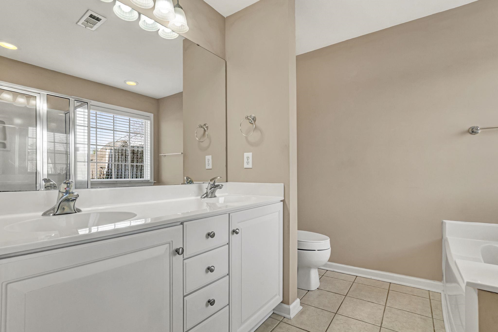 409 Falling Rock Way Greenville, SC 29615 - Photo 29 of 50