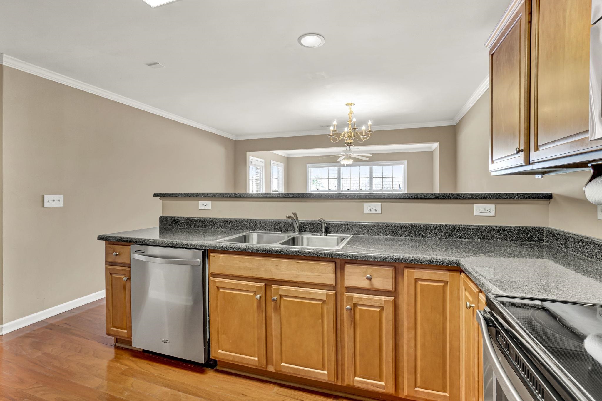 409 Falling Rock Way Greenville, SC 29615 - Photo 5 of 50