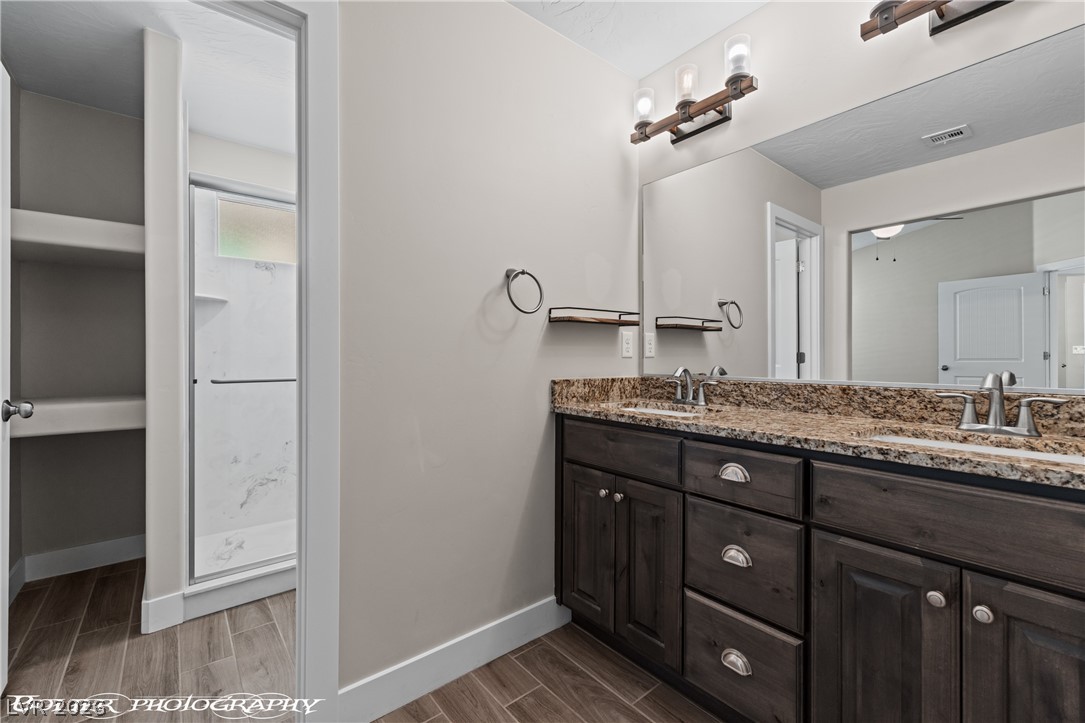 921 Shadow Hawk Ridge Mesquite, NV 89027 - Photo 33 of 75