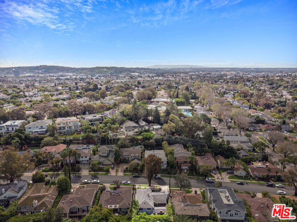 9601 Bolton Road Los Angeles, CA 90034 - Photo 33 of 33 an aerial view of a city