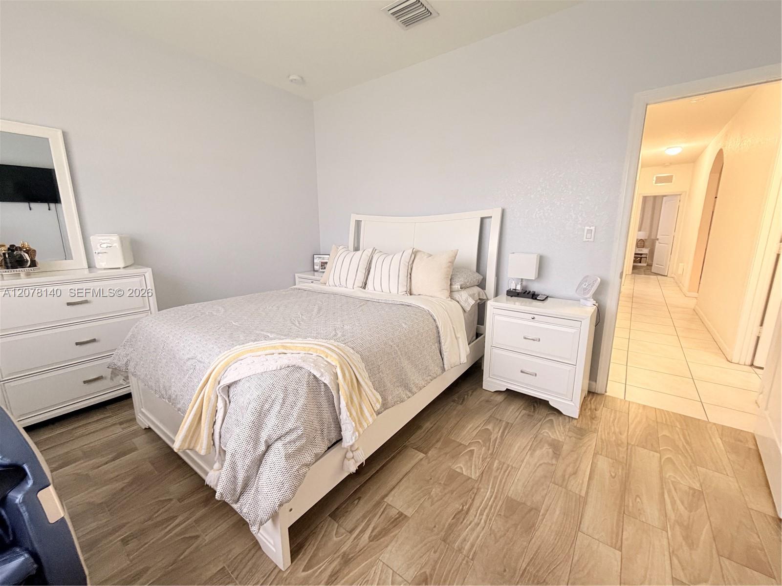 12130 Southwest 248th Terrace Homestead, FL 33032 - Photo 11 of 26 Gallery Image 11