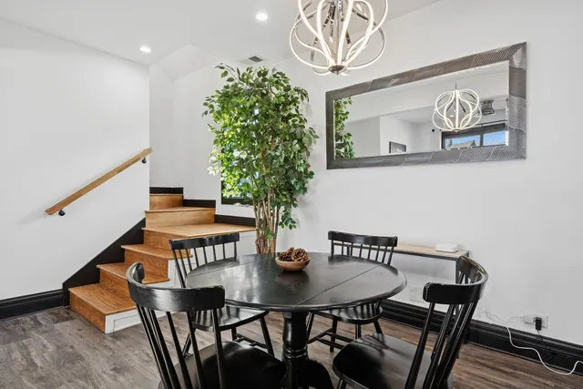 $842,500 | 4728 North Kennicott Avenue, Chicago, IL 60630