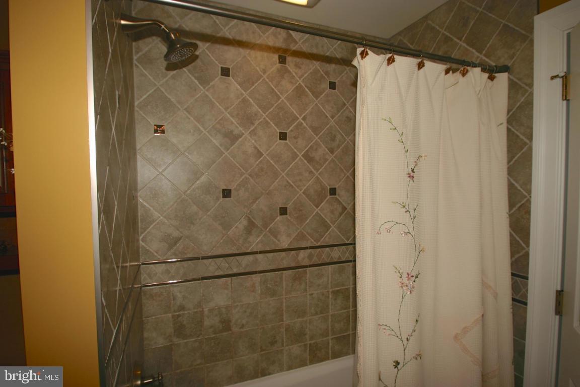 127 Radio Road Elizabethtown, PA 17022 - Photo 14 of 38 Gallery Image 14