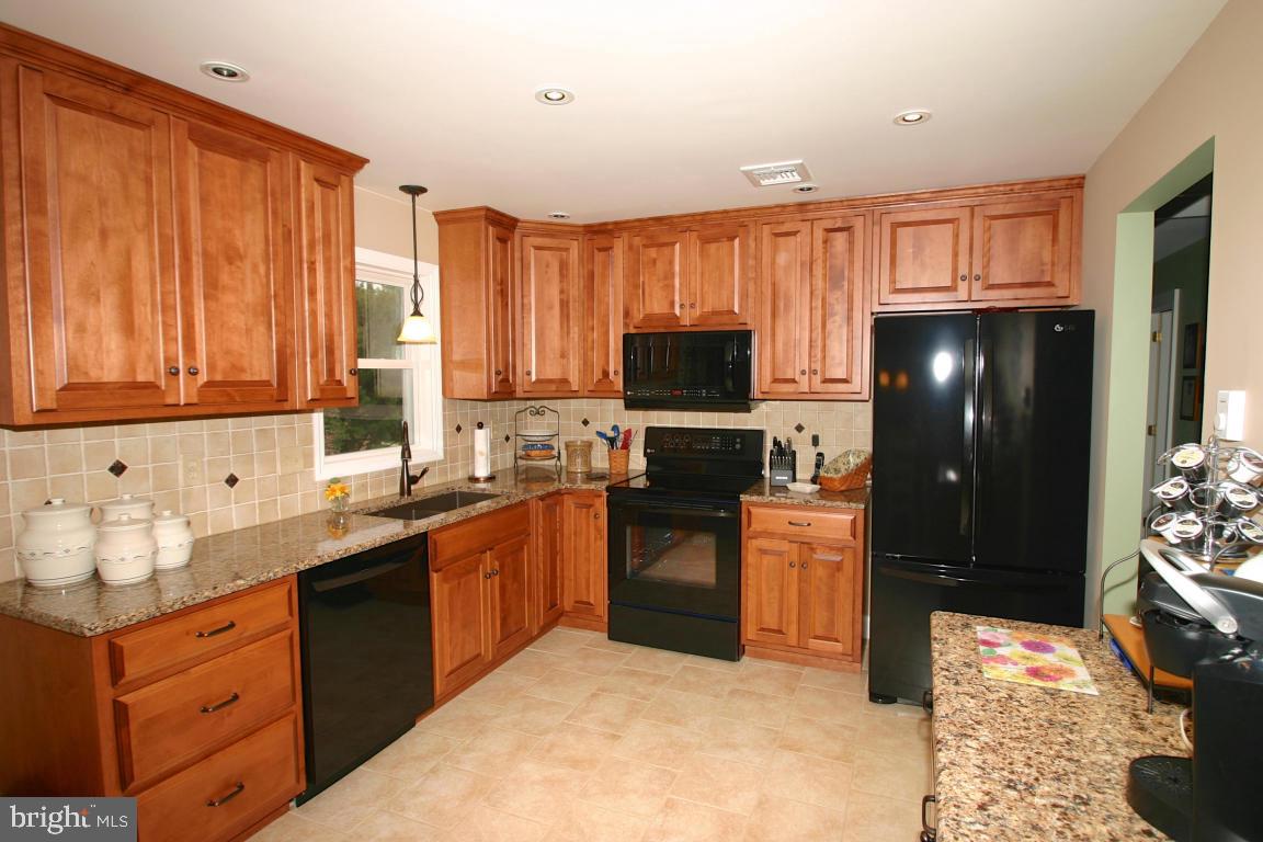 127 Radio Road Elizabethtown, PA 17022 - Photo 6 of 38 Gallery Image 6