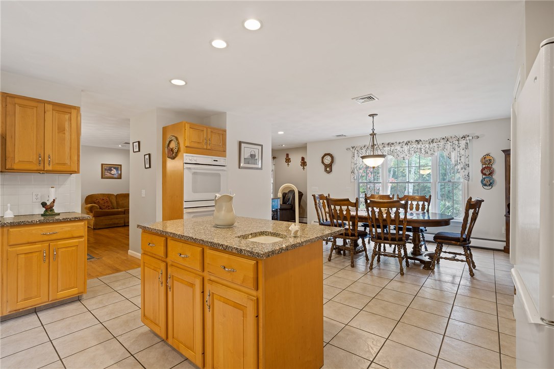 114 Burnt Hill Road Scituate, RI 02831 - Photo 14 of 39