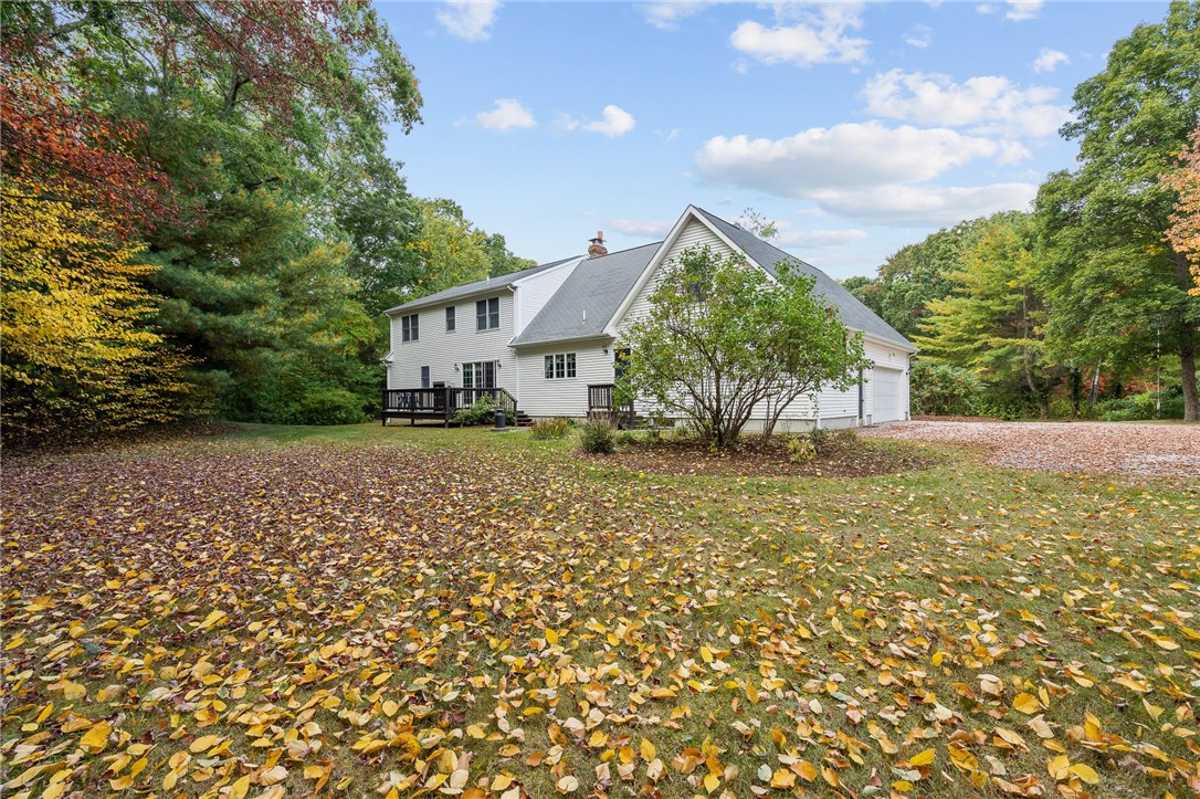 114 Burnt Hill Road Scituate, RI 02831 - Photo 4 of 39