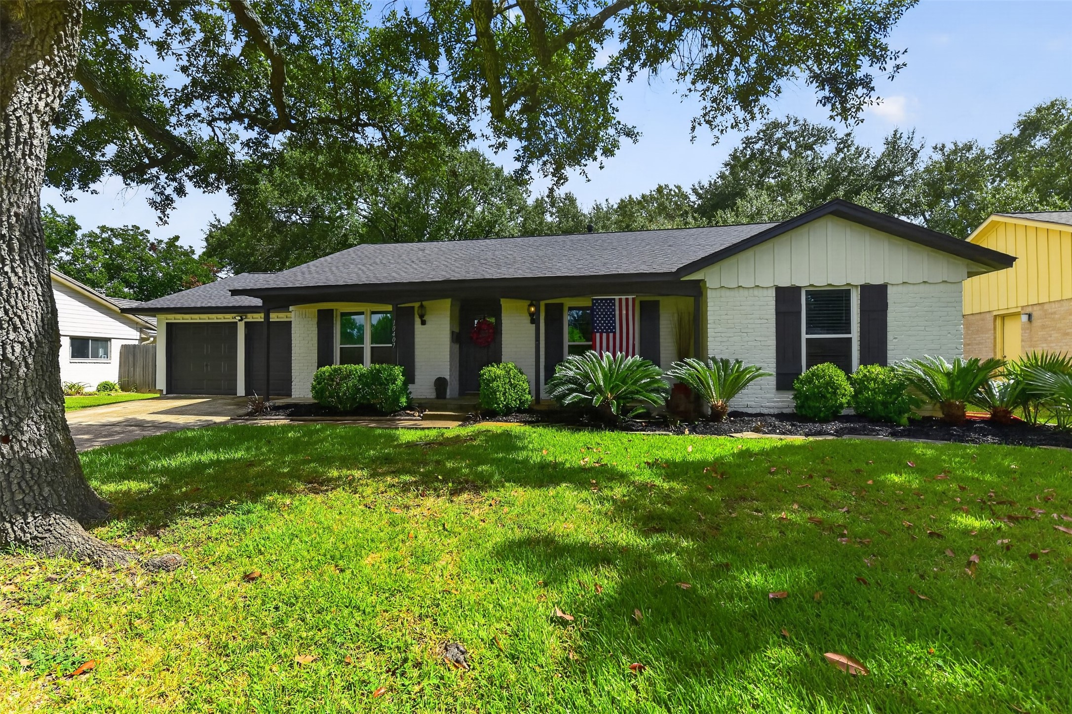 10407 Winding Trail Road La Porte, TX 77571 - Photo 1 of 40 Welcome hone! Beautifully maintained 3-bedroom, 2-bath home nestled in the established Fairmont Park Neighborhood