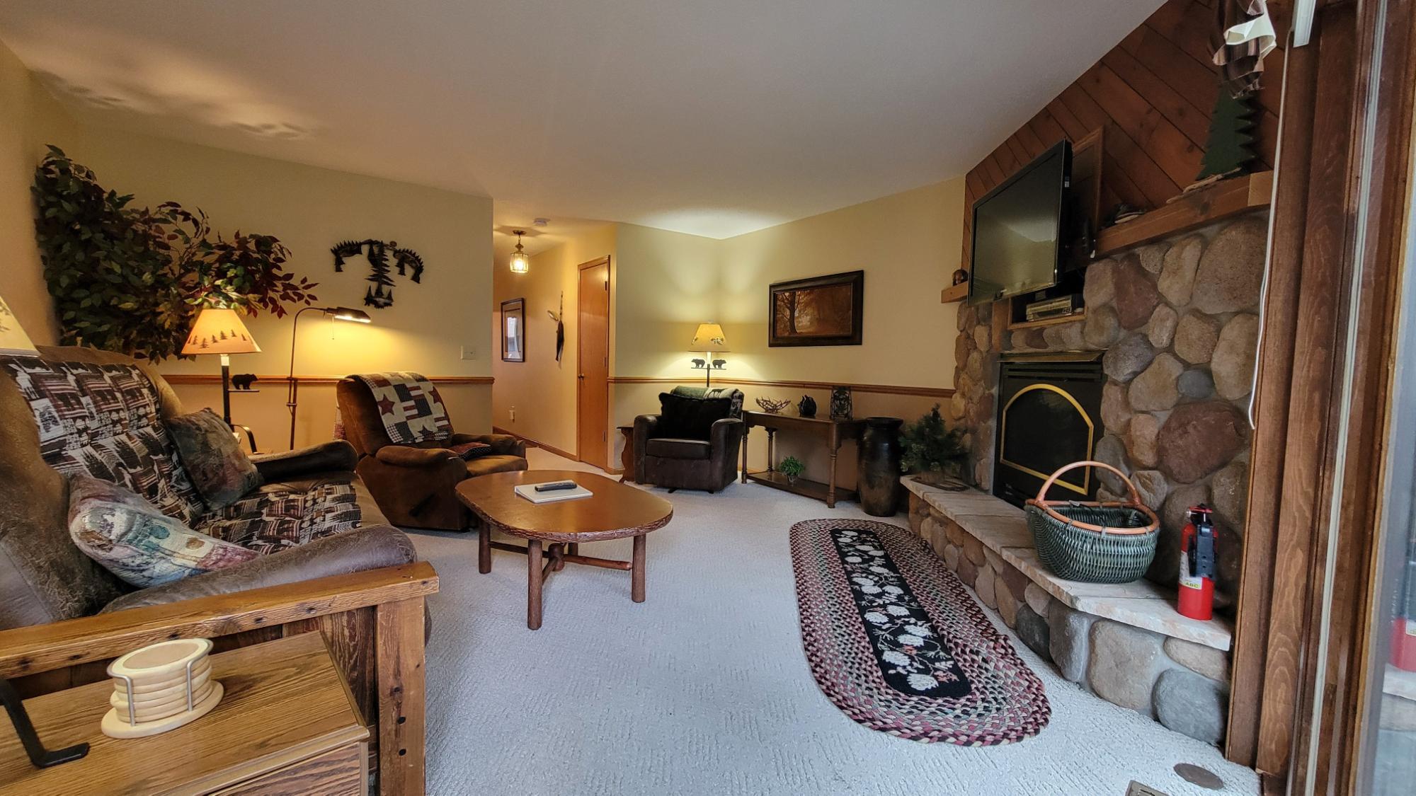 8250 Northern Road, Unit 247 Minocqua, WI 54548 - Photo 4 of 26 Gallery Image 4