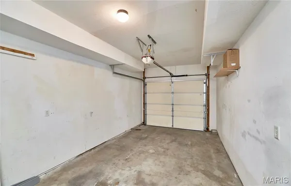 $179,900 | 1001 Cool Valley Drive, Unit A, Belleville, IL 62220