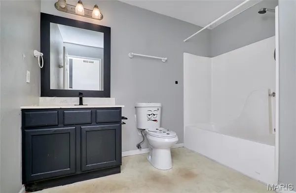 $179,900 | 1001 Cool Valley Drive, Unit A, Belleville, IL 62220