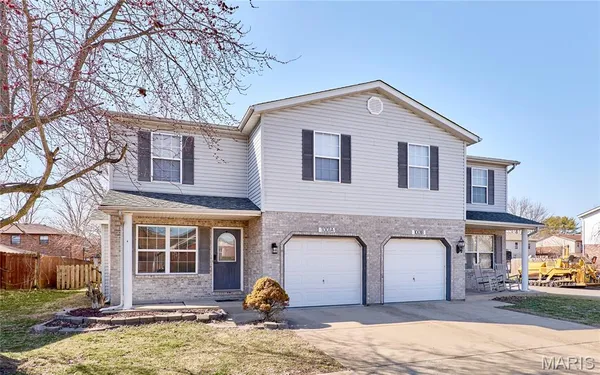 $179,900 | 1001 Cool Valley Drive, Unit A, Belleville, IL 62220
