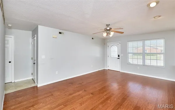 $179,900 | 1001 Cool Valley Drive, Unit A, Belleville, IL 62220