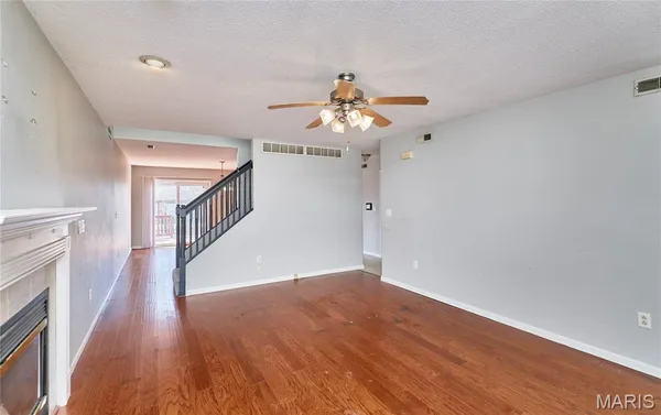 $179,900 | 1001 Cool Valley Drive, Unit A, Belleville, IL 62220