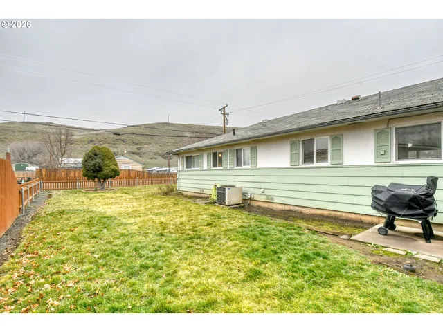 $289,900 | 321 Northeast 42nd Street, Pendleton, OR 97801