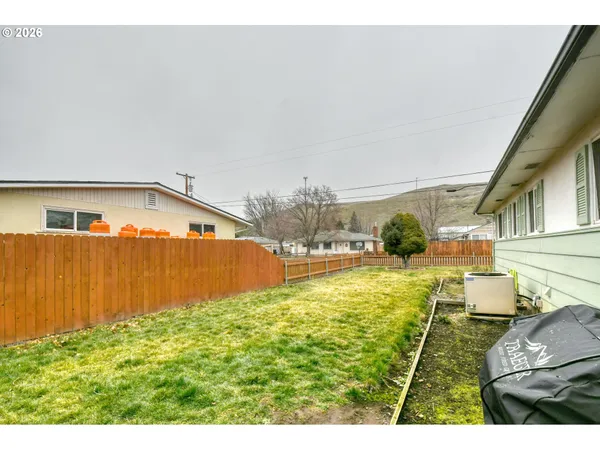 $259,900 | 321 Northeast 42nd Street, Pendleton, OR 97801