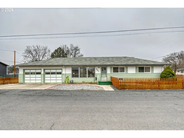 $259,900 | 321 Northeast 42nd Street, Pendleton, OR 97801