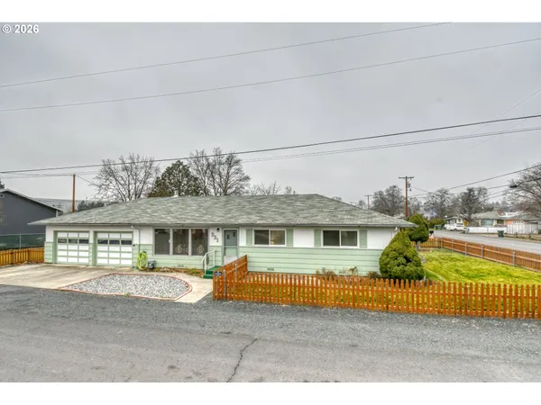 $259,900 | 321 Northeast 42nd Street, Pendleton, OR 97801