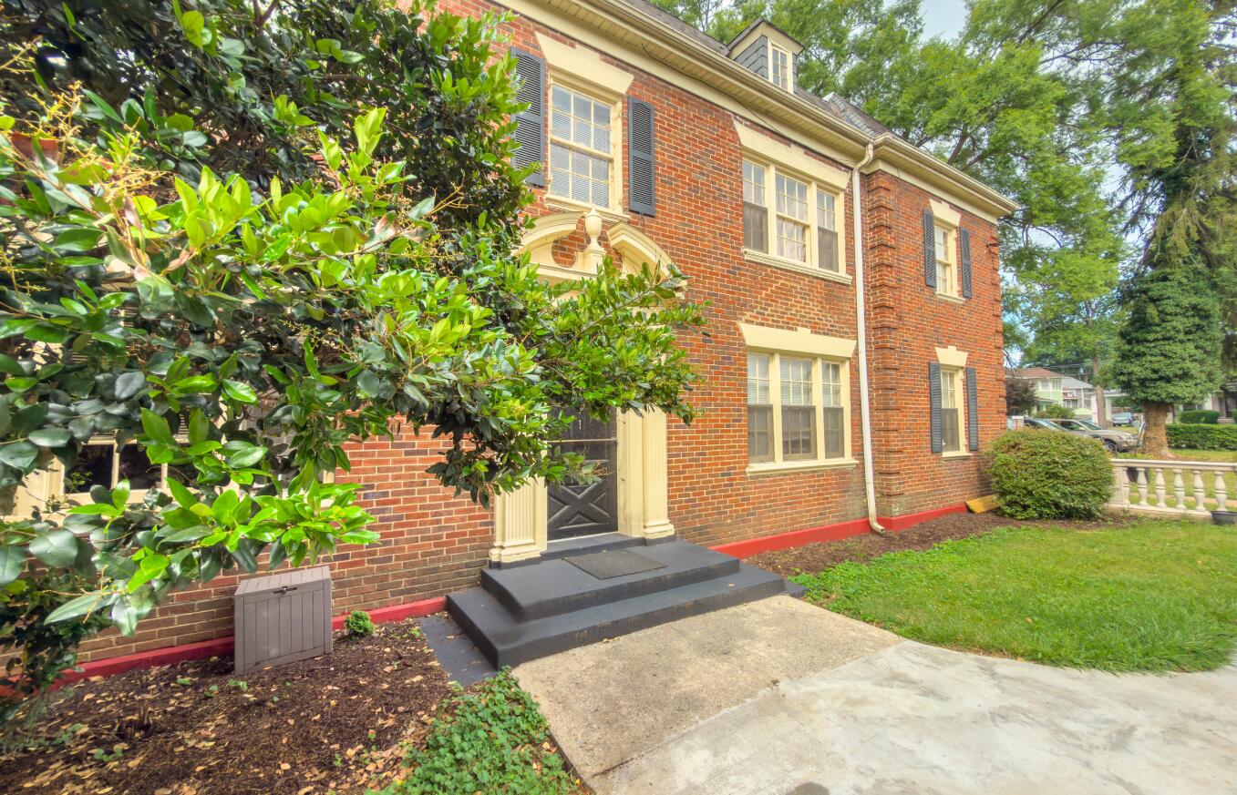 1712 Grandin Road Southwest Roanoke, VA 24015 - Photo 10 of 12 10