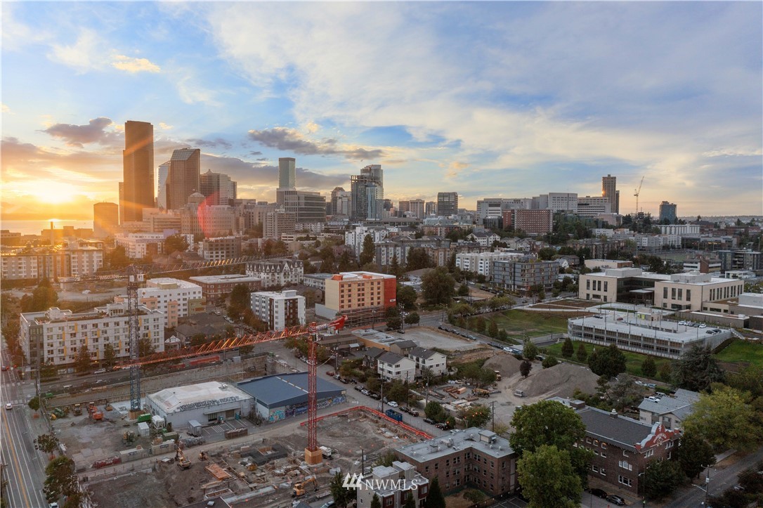 1222 East Fir Street, Unit A Seattle, WA 98122 - Photo 2 of 38