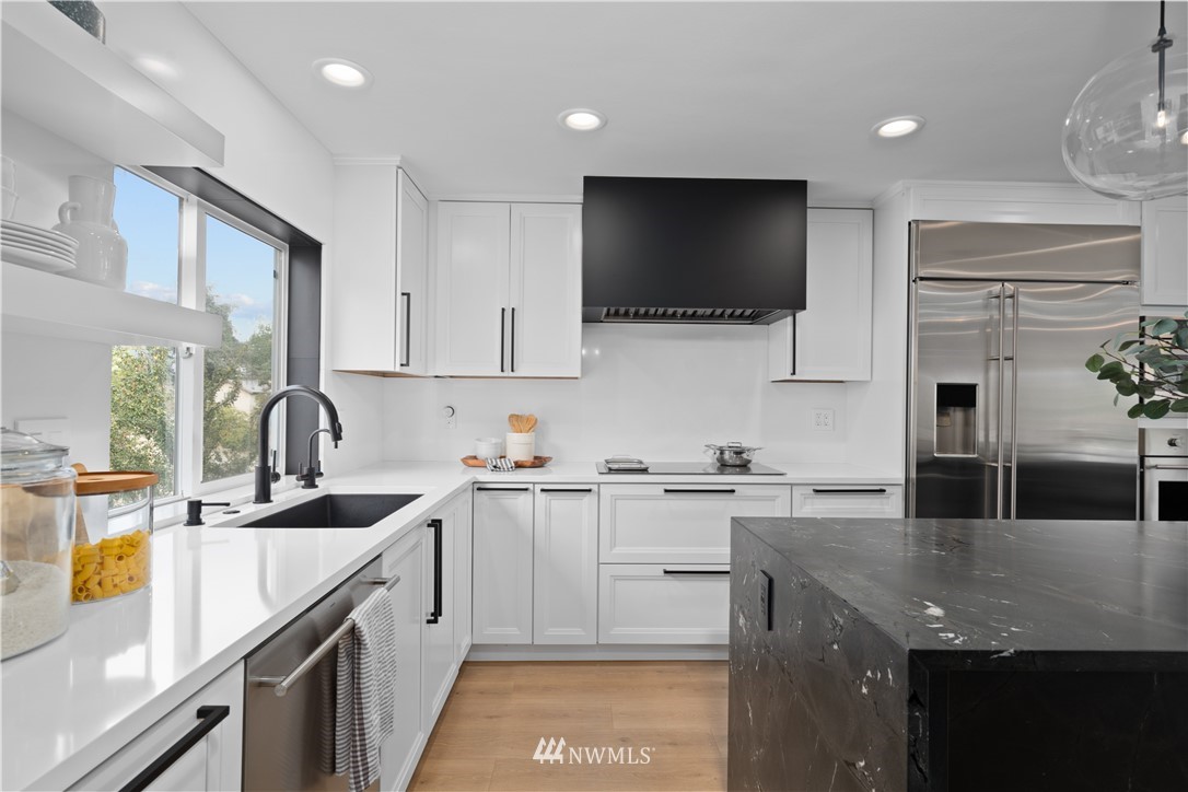 1222 East Fir Street, Unit A Seattle, WA 98122 - Photo 11 of 38