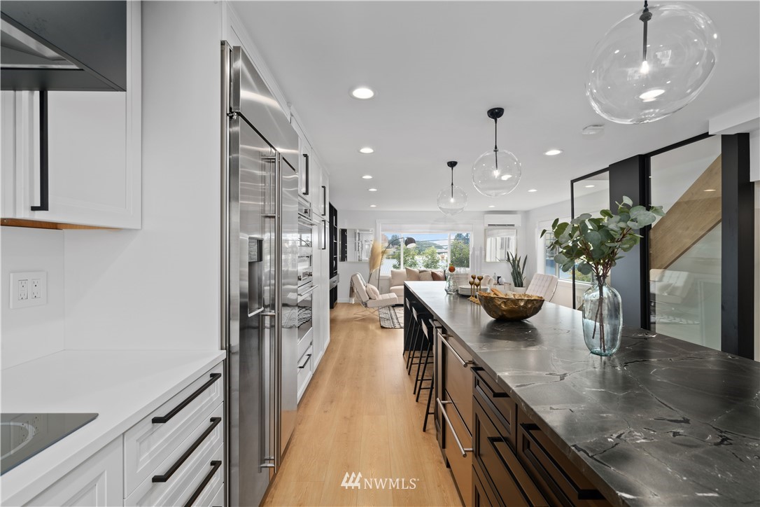 1222 East Fir Street, Unit A Seattle, WA 98122 - Photo 12 of 38