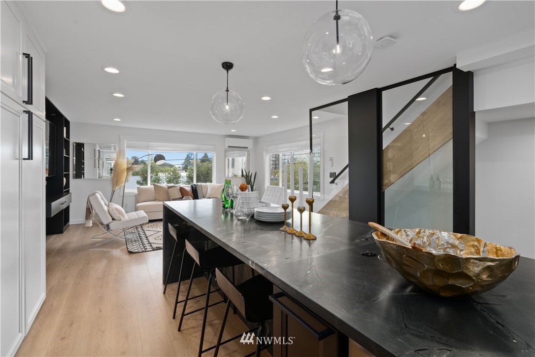 1222 East Fir Street, Unit A Seattle, WA 98122 - Photo 13 of 38