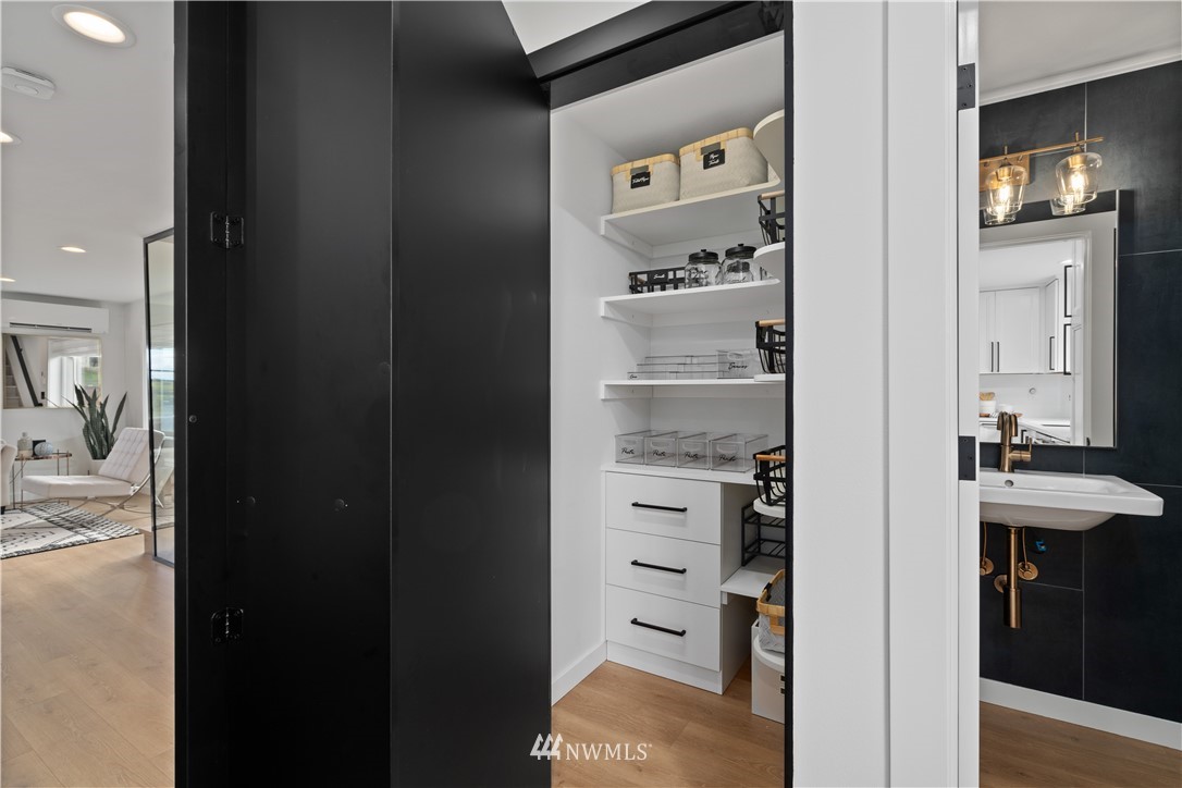 1222 East Fir Street, Unit A Seattle, WA 98122 - Photo 15 of 38