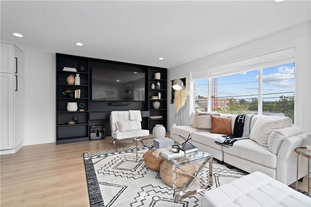 1222 East Fir Street, Unit A Seattle, WA 98122 - Photo 17 of 38