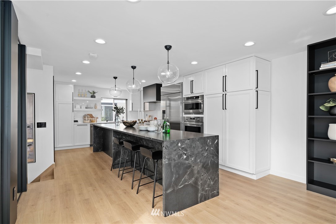 1222 East Fir Street, Unit A Seattle, WA 98122 - Photo 7 of 38