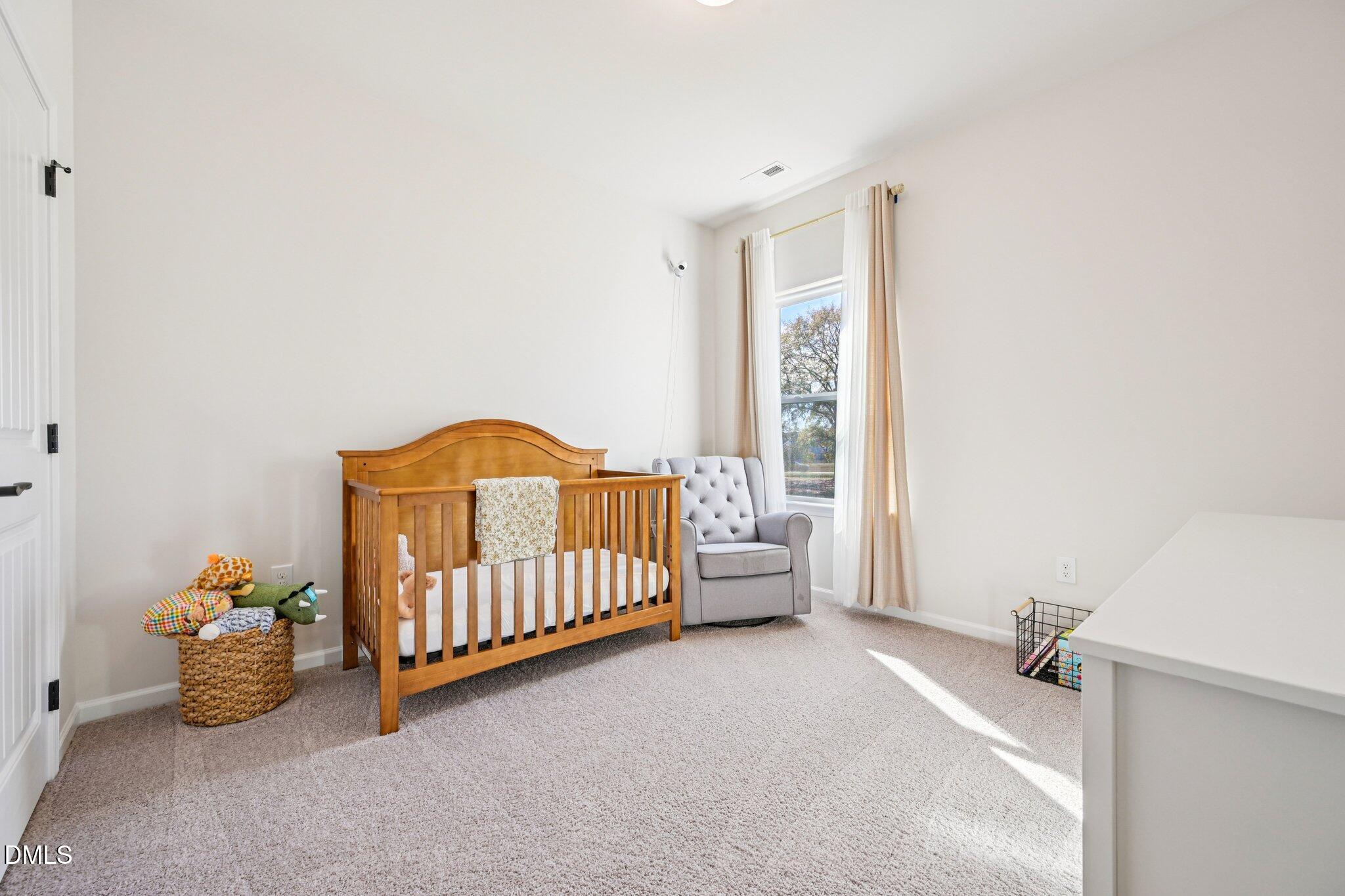 91 Commons Circle Clayton, NC 27520 - Photo 12 of 45 17-web-or-mls-Commons Cir-S2511-017