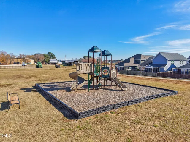 $375,000 | 91 Commons Circle, Clayton, NC 27520