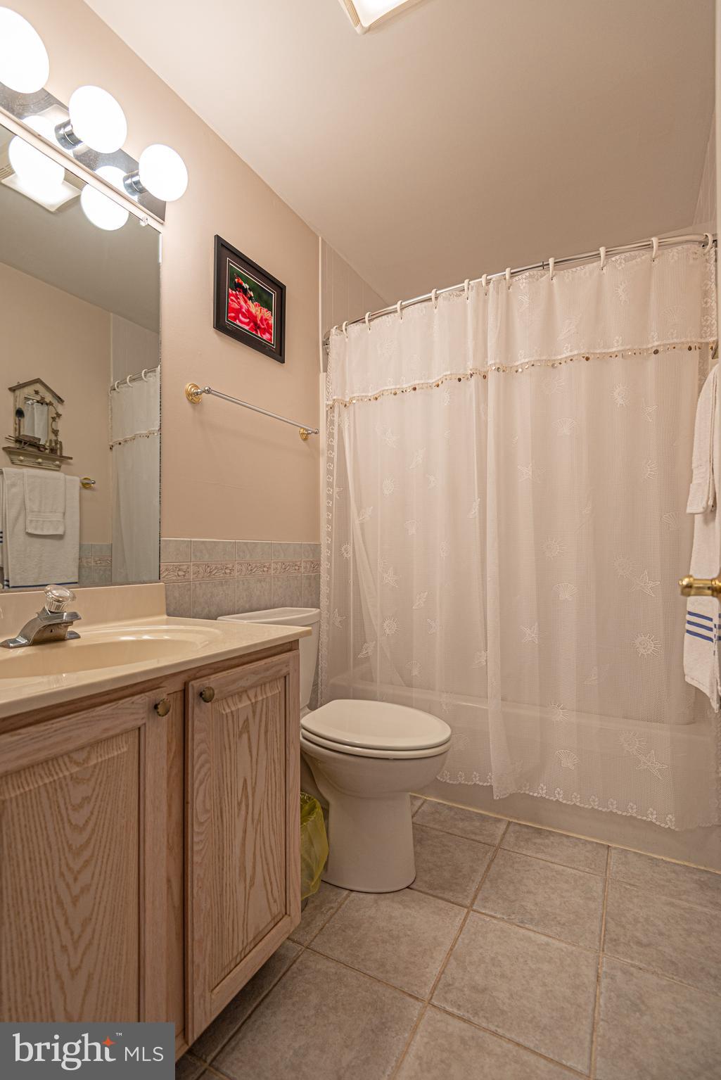 276 Windjammer Road Ocean Pines, MD 21811 - Photo 17 of 54 Bathroom 2