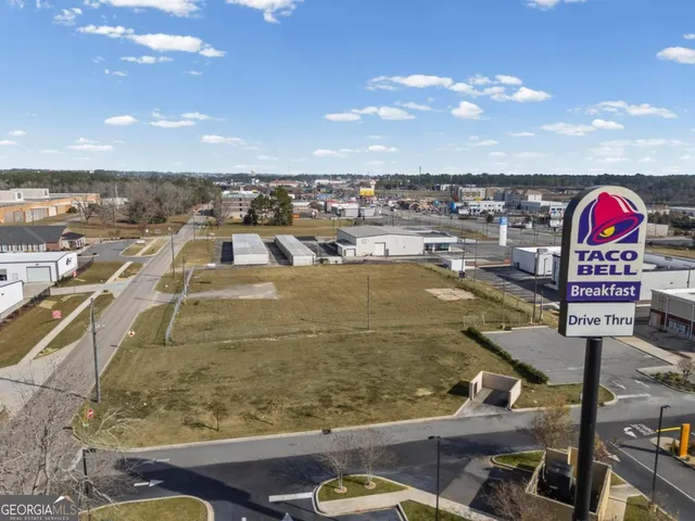 $1,200,000 | 0 Hunt Road, Tifton, GA 31794