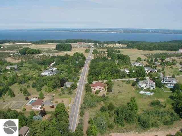 7475 Westwind Road Traverse City, MI 49686 - Photo 2 of 4 1654500-1.JPG