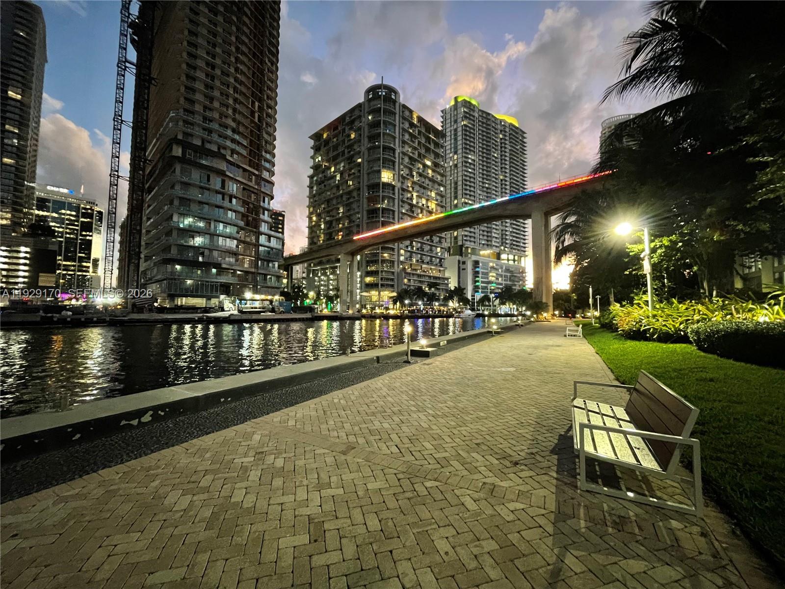 90 Southwest 3rd Street, Unit 1110 Miami, FL 33130 - Photo 48 of 55 a view of street with sitting area