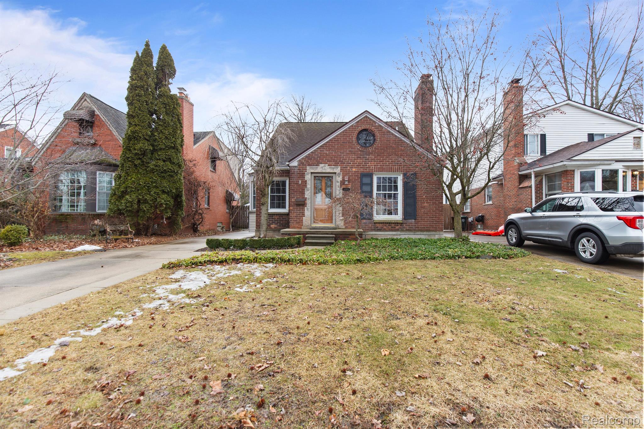 1395 Roslyn Road Grosse Pointe, MI 48236 - Photo 35 of 43