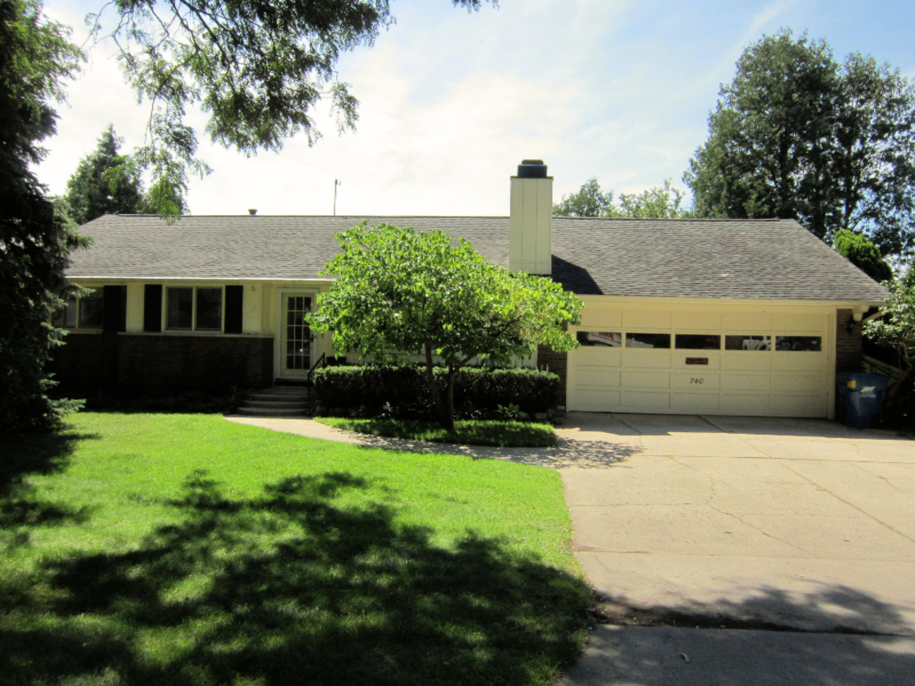 740 Fall Street Spring Lake, MI 49456 - Photo 1 of 40 1