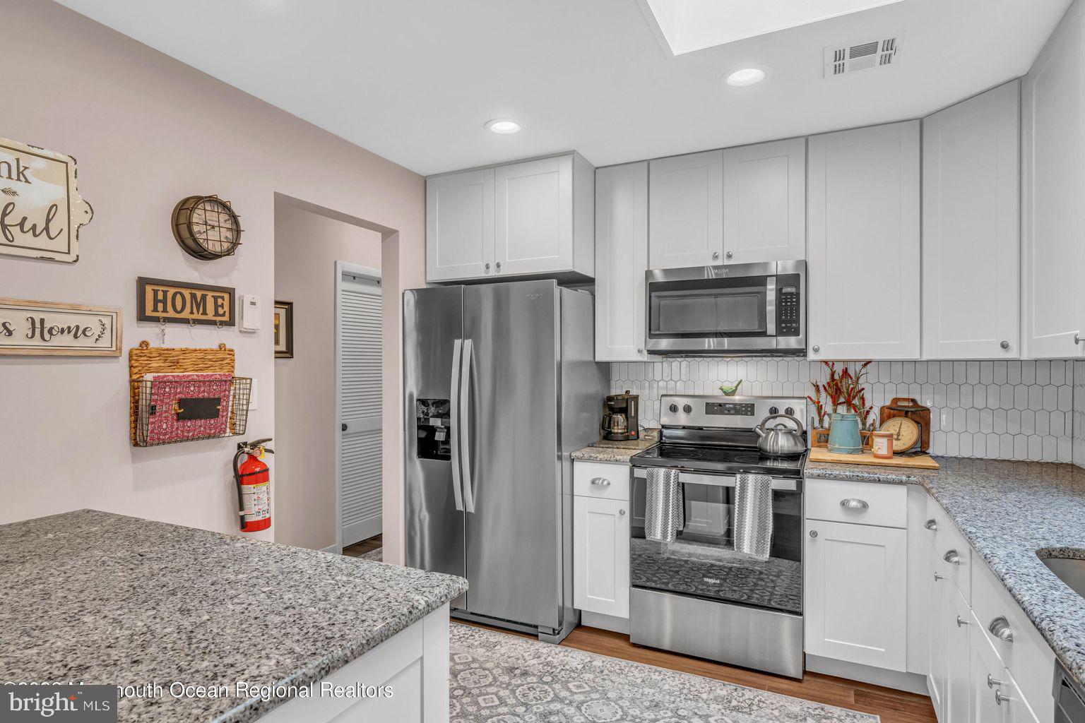 85 Meadowbrook Road Brick, NJ 08723 - Photo 13 of 27 Gallery Image 13