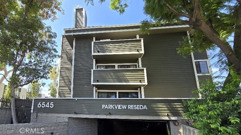 6545 Reseda Boulevard, Unit 3 Reseda, CA 91335 - Photo 12 of 12 a front view of a house