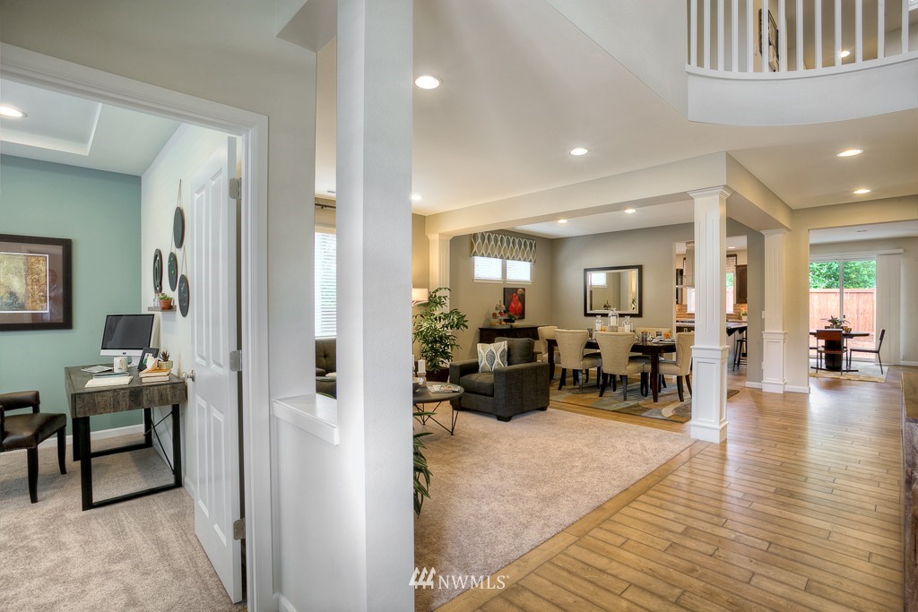 13738 173rd Place Southeast, Unit 20 Renton, WA 98059 - Photo 4 of 25 Gallery Image 4