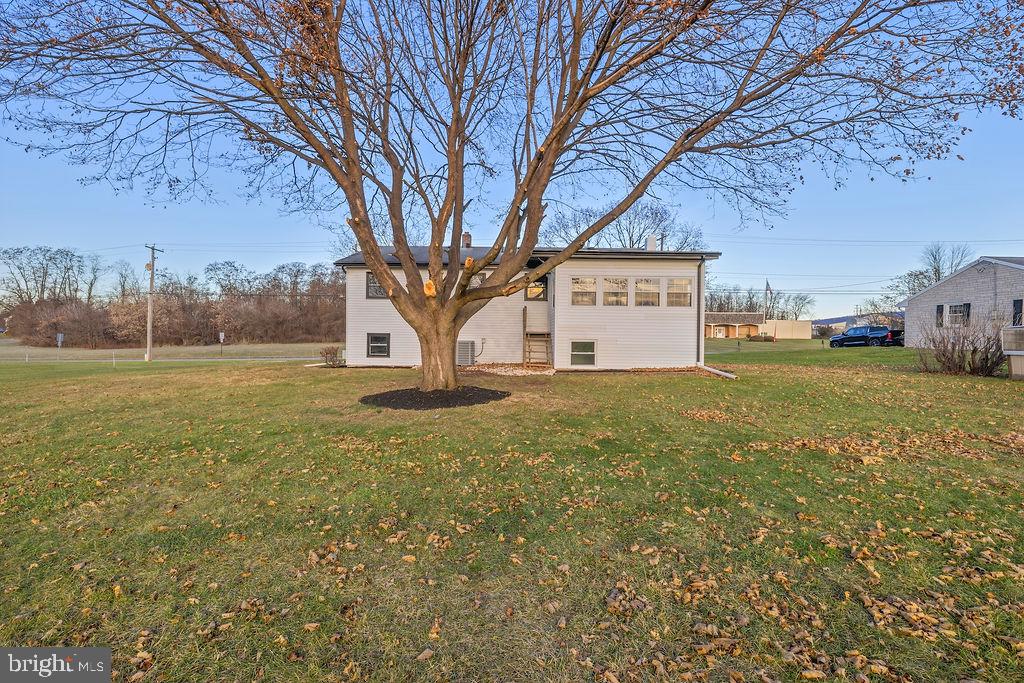 58 Butter Road Dover, PA 17315 - Photo 5 of 44 Gallery Image 5