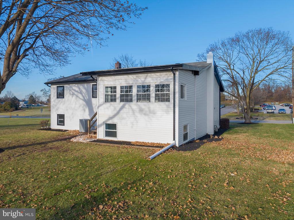 58 Butter Road Dover, PA 17315 - Photo 6 of 44 Gallery Image 6